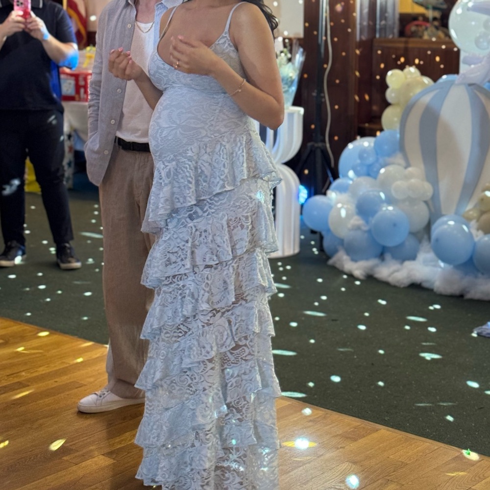 Lace Tiered Maxi Dress in Light blue - Picture 4 of 4